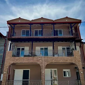  Appartamento House Kiratsi